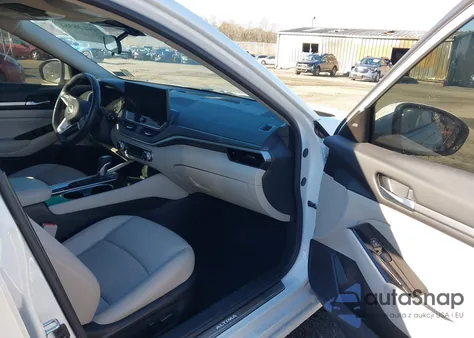 2023 Nissan Altima Sl Fwd z USA, uszkodzony, nr VIN 1N4BL4EV0PN420677